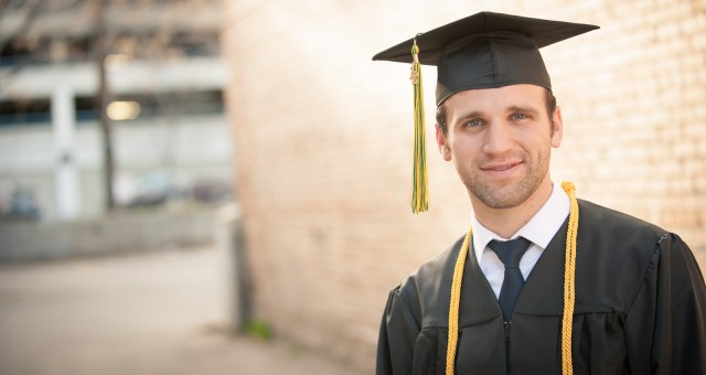 Tyler | Graduation Portraits